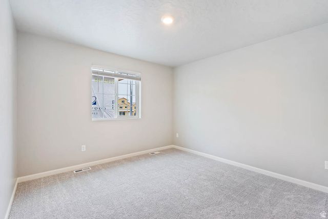 253 N ROUNDABOUT ST, Saratoga Springs, UT 84045