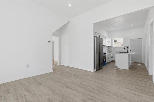 305 W 5th Street, Lawson, MO 64062