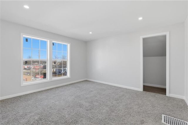 305 W 5th Street, Lawson, MO 64062