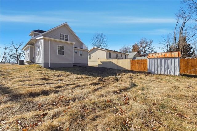 305 W 5th Street, Lawson, MO 64062