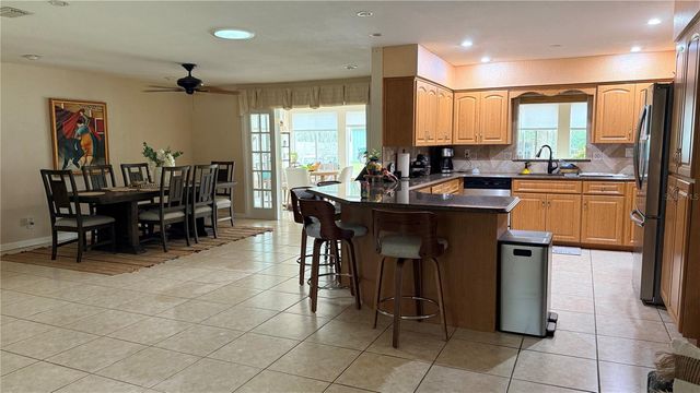 2720 EWELL ROAD, Lakeland, FL 33811
