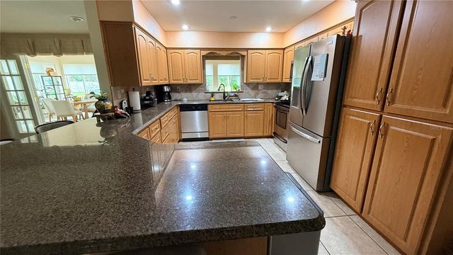 2720 EWELL ROAD, Lakeland, FL 33811