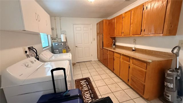 2720 EWELL ROAD, Lakeland, FL 33811
