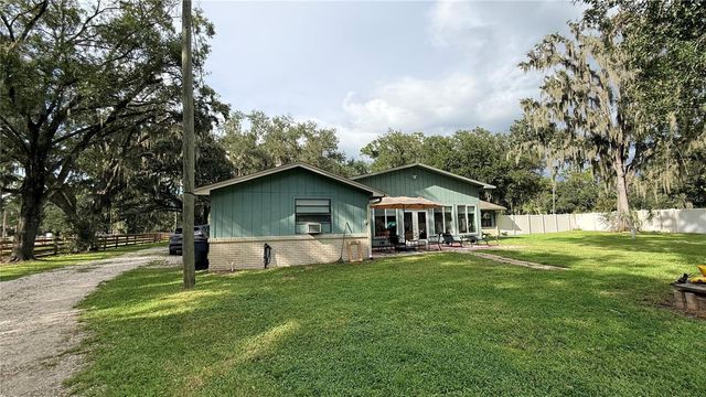 2720 EWELL ROAD, Lakeland, FL 33811