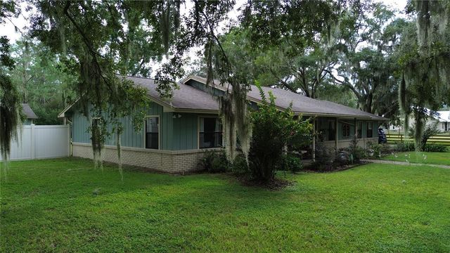 2720 EWELL ROAD, Lakeland, FL 33811