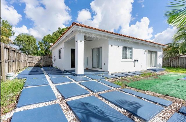 19024 SW 319th St, Homestead, FL 33030