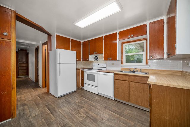 11216 E 4th Ave, Spokane Valley, WA 99206