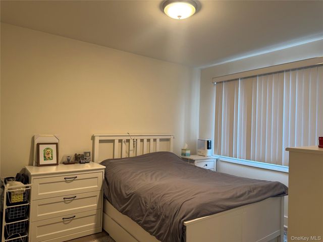 3141 29th Street 5B, Astoria, NY 11106