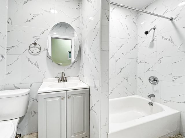 22 Chestnut Street, Brooklyn, NY 11208