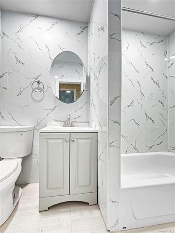 22 Chestnut Street, Brooklyn, NY 11208