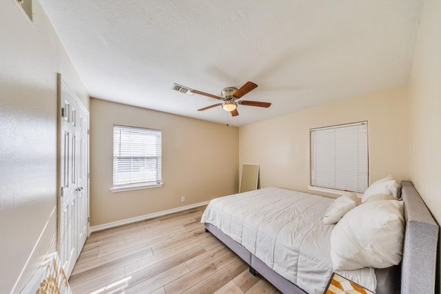 1602 Easthaven Drive, Pasadena, TX 77506