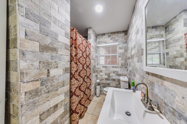 1602 Easthaven Drive, Pasadena, TX 77506