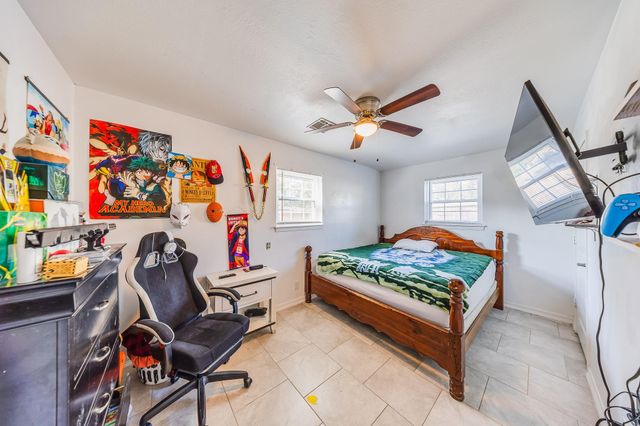 1602 Easthaven Drive, Pasadena, TX 77506