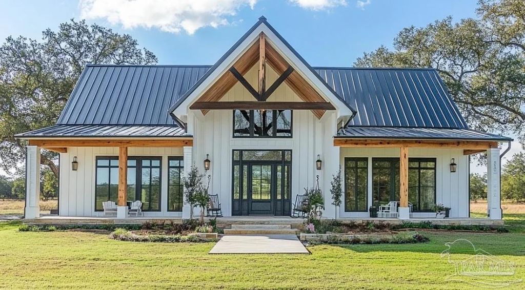 2882 Lewis Rd, Milton, FL 32570