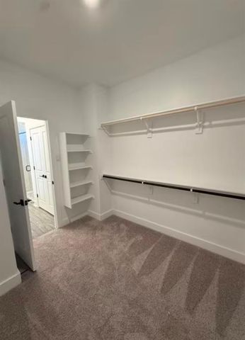 151 Sincere DR, Kyle, TX 78640