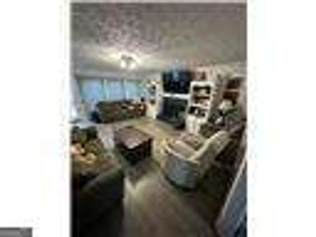 324 Bethel Drive, Woodstock, GA 30189