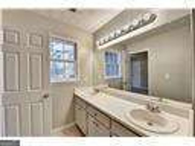 324 Bethel Drive, Woodstock, GA 30189