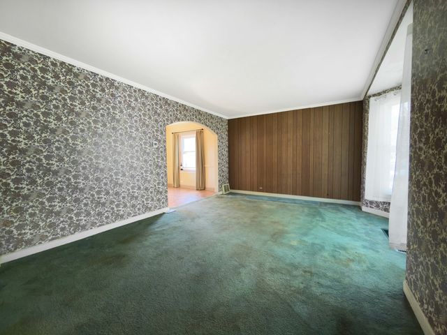 435 N Princeton Avenue, Villa Park, IL 60181