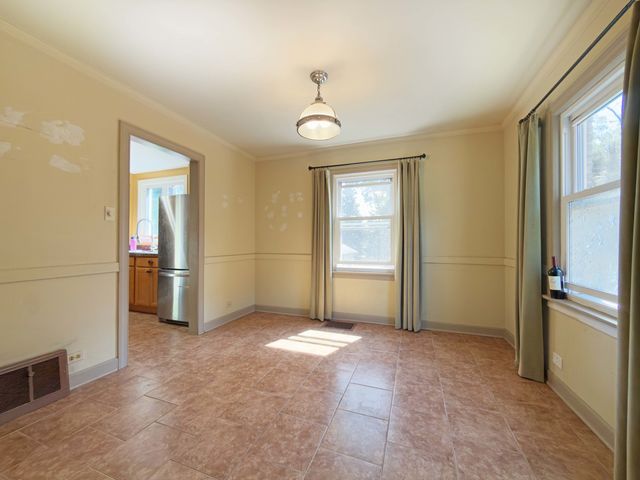 435 N Princeton Avenue, Villa Park, IL 60181
