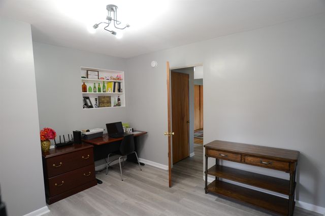 3614 Mckeith Road, Midland, MI 48640