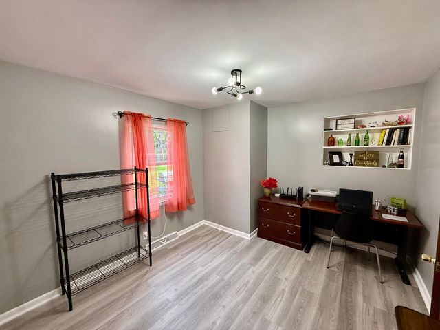 3614 Mckeith Road, Midland, MI 48640