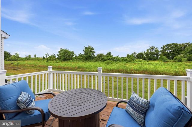 137 GOLDEN VALE DR, Royersford, PA 19468
