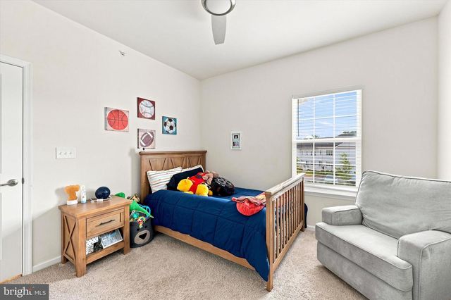 137 GOLDEN VALE DR, Royersford, PA 19468