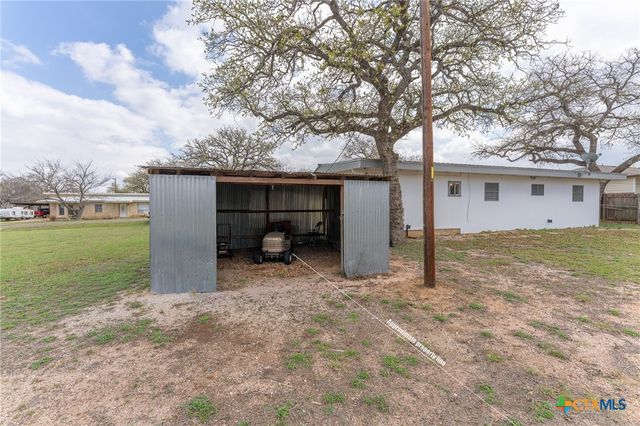 439 Elm Drive, Kingsland, TX 78639