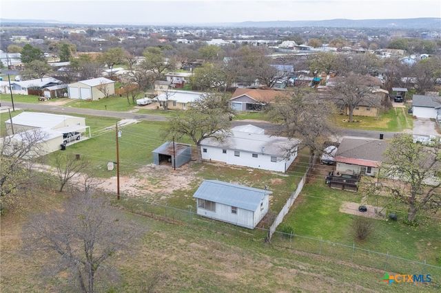 439 Elm Drive, Kingsland, TX 78639