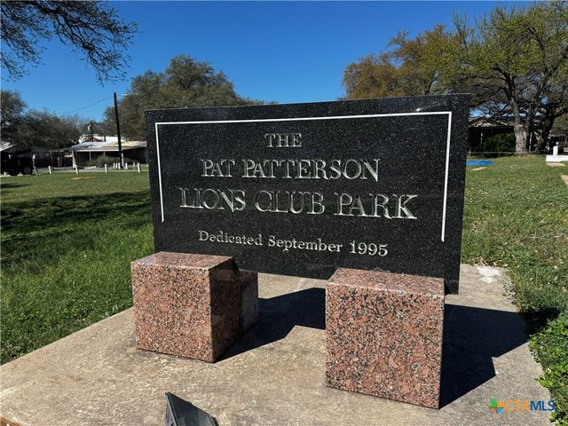 439 Elm Drive, Kingsland, TX 78639