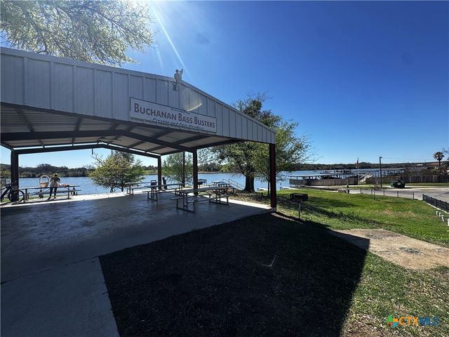 439 Elm Drive, Kingsland, TX 78639