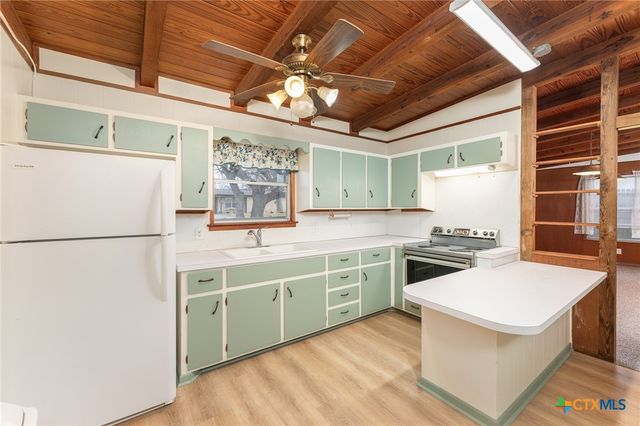 439 Elm Drive, Kingsland, TX 78639