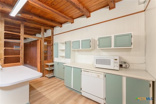 439 Elm Drive, Kingsland, TX 78639