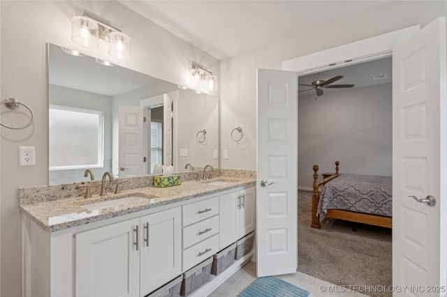 6250 E 146th Street S, Bixby, OK 74008