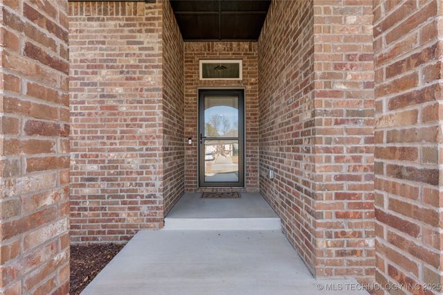 6250 E 146th Street S, Bixby, OK 74008