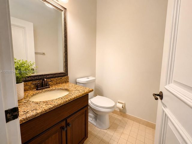 5528 Lake Tern Court, Coconut Creek, FL 33073