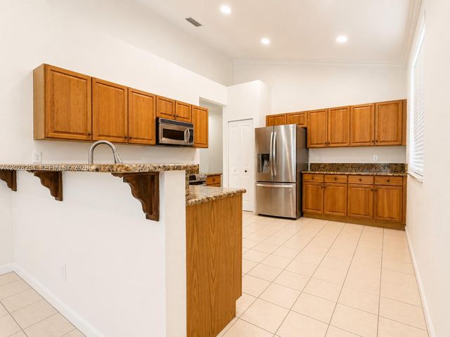5528 Lake Tern Court, Coconut Creek, FL 33073