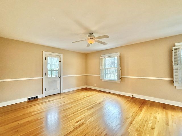 1875 Sherwood SW Drive, Beloit, WI 53511