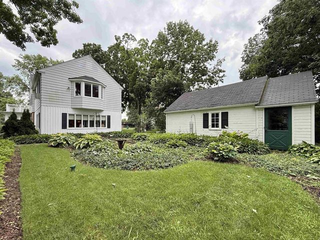 1875 Sherwood SW Drive, Beloit, WI 53511