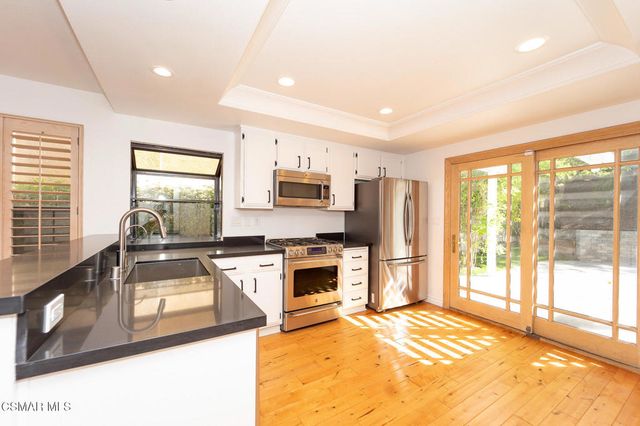 3831 Cottonwood Grove Trail, Calabasas, CA 91301