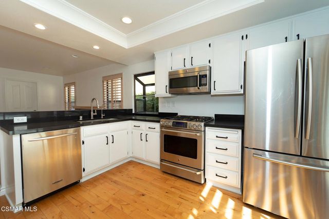 3831 Cottonwood Grove Trail, Calabasas, CA 91301