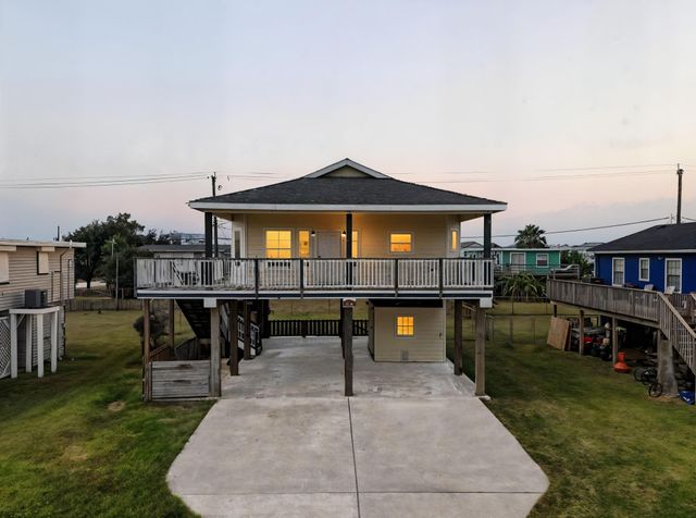 4110 Liberty Drive, Galveston, TX 77554