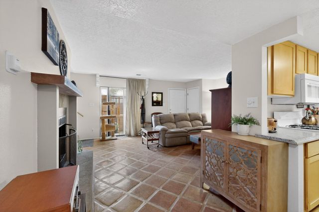 5801 Lowell Street NE UNIT 26C, Albuquerque, NM 87111