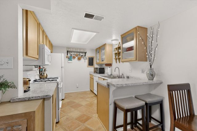 5801 Lowell Street NE UNIT 26C, Albuquerque, NM 87111