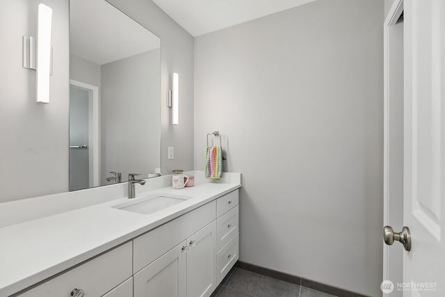 2307 108th Avenue SE, Bellevue, WA 98004