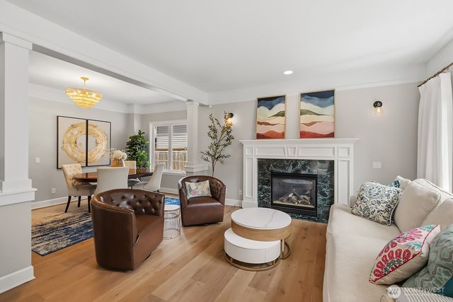 2307 108th Avenue SE, Bellevue, WA 98004