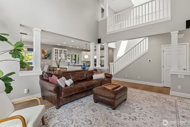 2307 108th Avenue SE, Bellevue, WA 98004