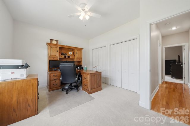 4305 Cottingham Drive, Hickory, NC 28602