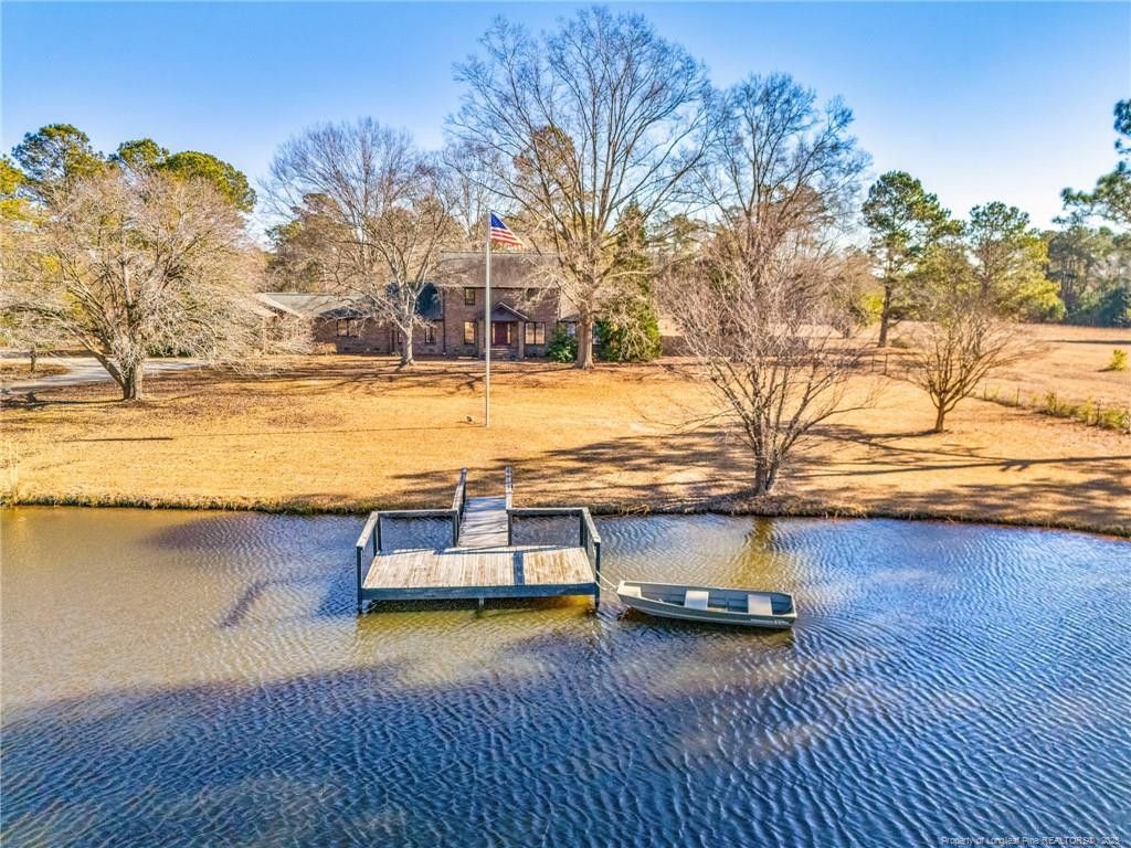 5199 Tobacco Road, Orrum, NC 28369