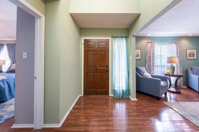 1611 Mission Ridge Trail, Carrollton, TX 75007